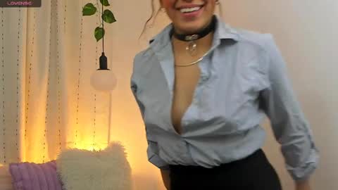 Tiffany online show from March 6, 2:09 am