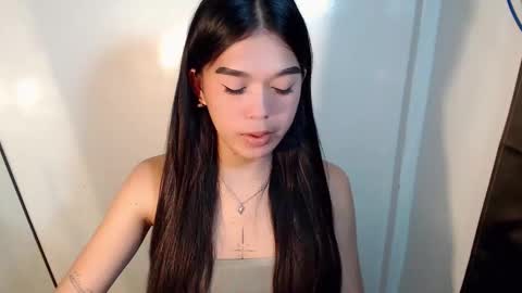 tiffany_amberx online show from May 9, 6:46 pm