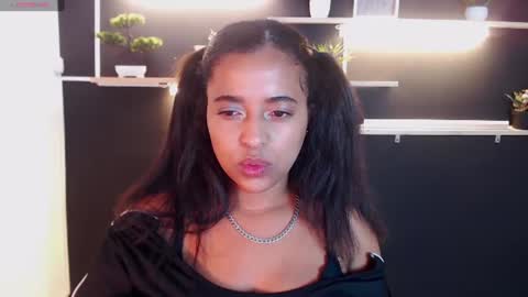 tiffany_cokie online show from June 18, 1:59 pm