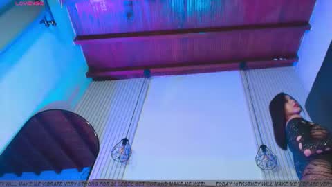 tiffany_johnson111 online show from June 13, 7:23 pm