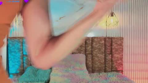 tiffany_johnson111 online show from June 24, 7:24 pm