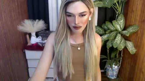 tiffany online show from January 11, 11:32 pm