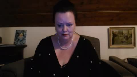 Snapshot of tiffanymature chatting on May 10, 8:03 pm TiffanyMature online show from May 10, 8:03 pm