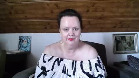 Snapshot of tiffanymature chatting on July 22, 9:01 am TiffanyMature online show from July 22, 9:01 am