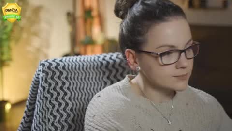 tiffanyriox online show from January 7, 1:41 am