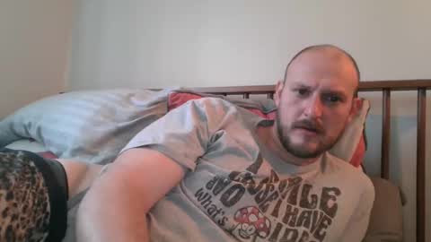 Snapshot of tigran6911 chatting on April 8, 3:01 pm tigran6911 online show from April 8, 3:01 pm