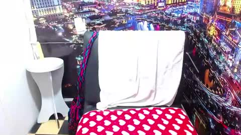 Tila online show from July 21, 1:41 am