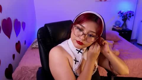 Tila Tequila online show from February 22, 2:37 pm