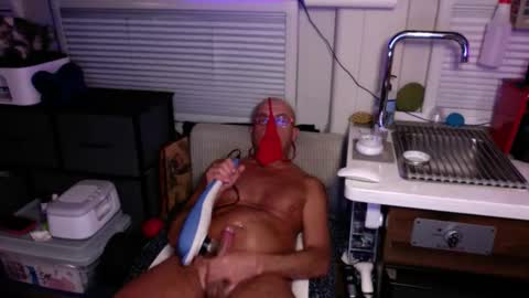 ThongMan online show from October 4, 7:50 am