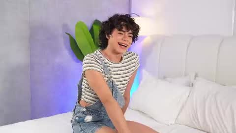 timmyshy online show from June 13, 11:46 pm