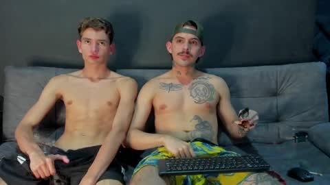 wanna play bareback uncut colombian couple new twink bbk online show from April 3, 5:16 am