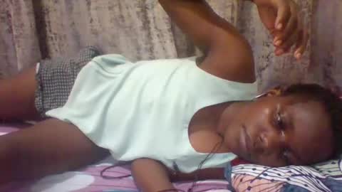 christine online show from December 5, 9:00 pm