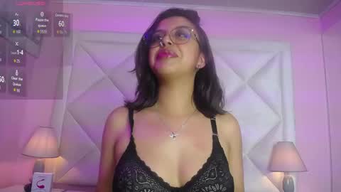 Snapshot of tina_monroee chatting on May 26, 5:14 am Tinaa online show from May 26, 5:14 am