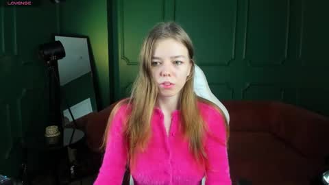 tina_tayllor__ online show from February 1, 6:06 pm