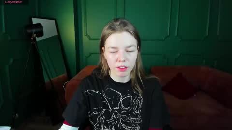 tina_tayllor__ online show from February 24, 1:31 pm