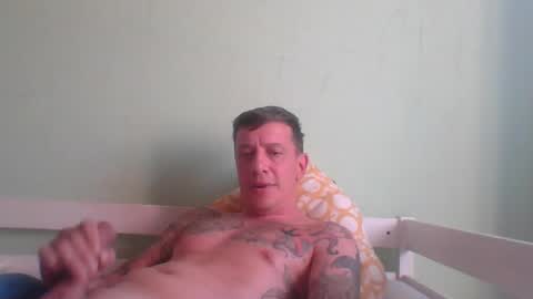 Snapshot of tinizzle86 chatting on July 15, 8:08 am tinizzle86 online show from July 15, 8:08 am