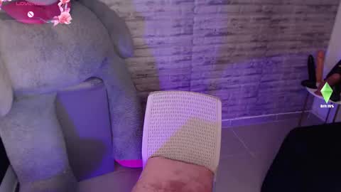 Tinna Goddess online show from February 10, 3:49 pm