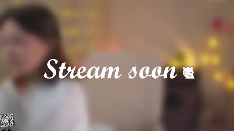 Snapshot of tiny_miracle chatting on February 8, 4:14 pm Lyssa online show from February 8, 4:14 pm