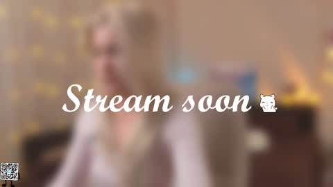 Snapshot of tiny_miracle chatting on March 5, 6:01 pm Lyssa online show from March 5, 6:01 pm