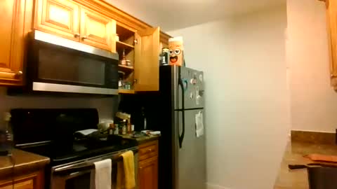 tinyassbossymilf online show from October 4, 3:48 am