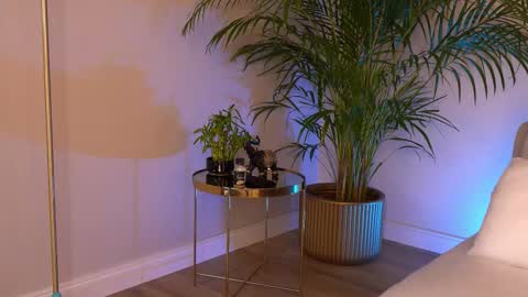 Anissa online show from March 11, 3:18 pm