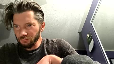 tinyguynicecock online show from June 8, 6:25 am