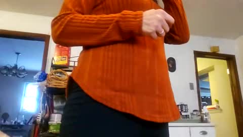 Snapshot of tishax chatting on January 10, 2:55 pm Tisha no more Mike online show from January 10, 2:55 pm