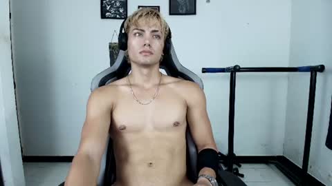 Kevin online show from August 9, 9:20 pm