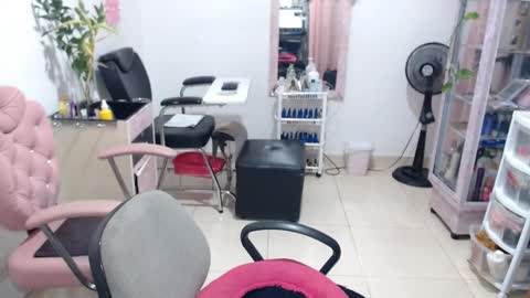 DIVA online show from April 18, 7:07 pm