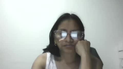 Ester online show from June 3, 8:17 am