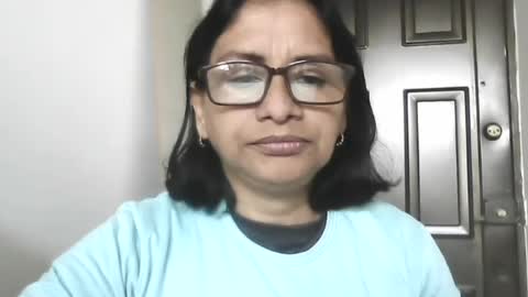 Ester online show from June 30, 2:29 pm