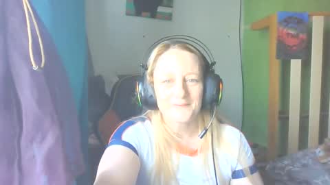 tittymcfitty online show from July 25, 4:48 pm