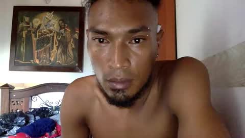 Snapshot of tnptlhvgyqcy chatting on November 1, 8:44 pm DESTROY.S online show from November 1, 8:44 pm