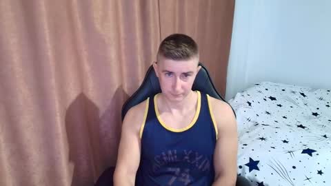 todhorny987 online show from February 23, 4:43 am