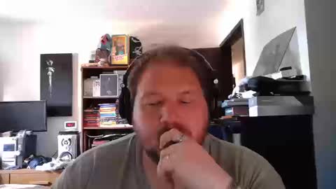 Toede online show from September 11, 5:24 pm