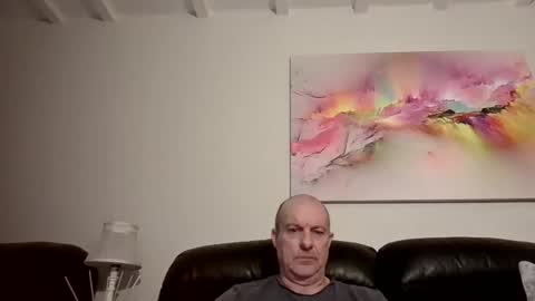 Snapshot of toerag69 chatting on December 14, 3:06 pm toerag69 online show from December 14, 3:06 pm