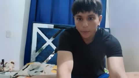 Snapshot of tokio2005 chatting on March 19, 2:37 am tokio2005 online show from March 19, 2:37 am