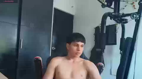 Snapshot of tokio2005 chatting on March 25, 3:29 pm tokio2005 online show from March 25, 3:29 pm