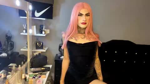 Tokyo online show from March 30, 7:04 pm