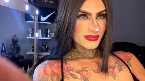 Tokyo online show from April 1, 11:35 pm