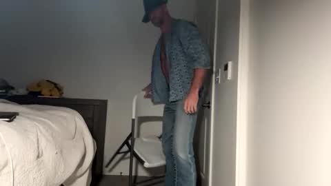 The Beekeeper online show from December 14, 4:18 am