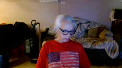 tom112292014 online show from May 27, 6:27 pm