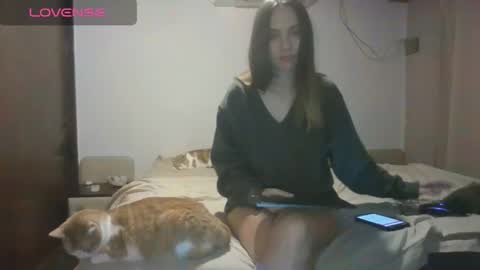 Flor online show from June 7, 4:49 am
