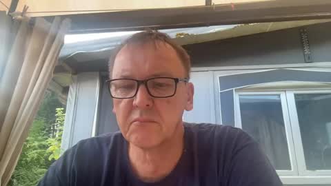 Snapshot of tom6644 chatting on July 19, 12:42 pm Tom online show from July 19, 12:42 pm