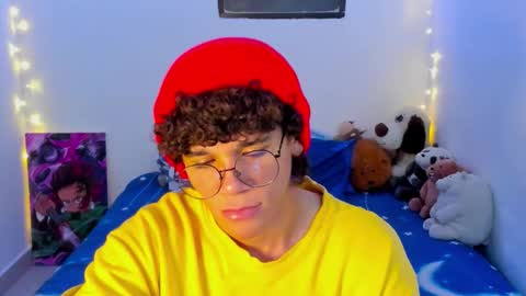 Tom Blue online show from March 10, 3:33 am