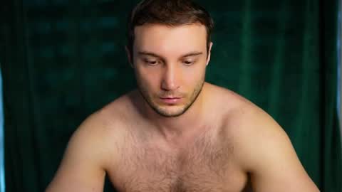 Tom online show from May 31, 5:04 am