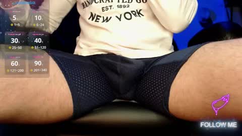 tom_kio online show from February 8, 8:23 pm