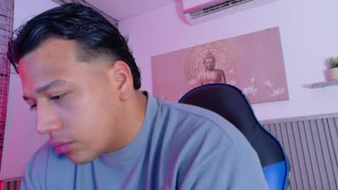 Tom muscle1 online show from April 8, 11:54 am