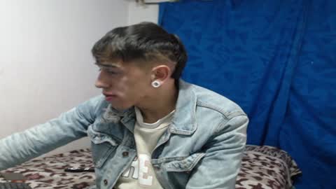tomas_turbado_ online show from July 24, 7:06 am