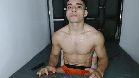 tomaz_18 online show from March 20, 11:09 pm